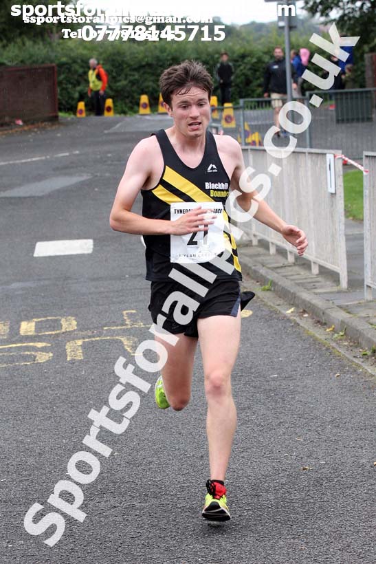 Tynedale Jelly Tea 10 Mile Road Race, Ovingham, Northumberland. Photo: David T. Hewitson/Sports for All Pics